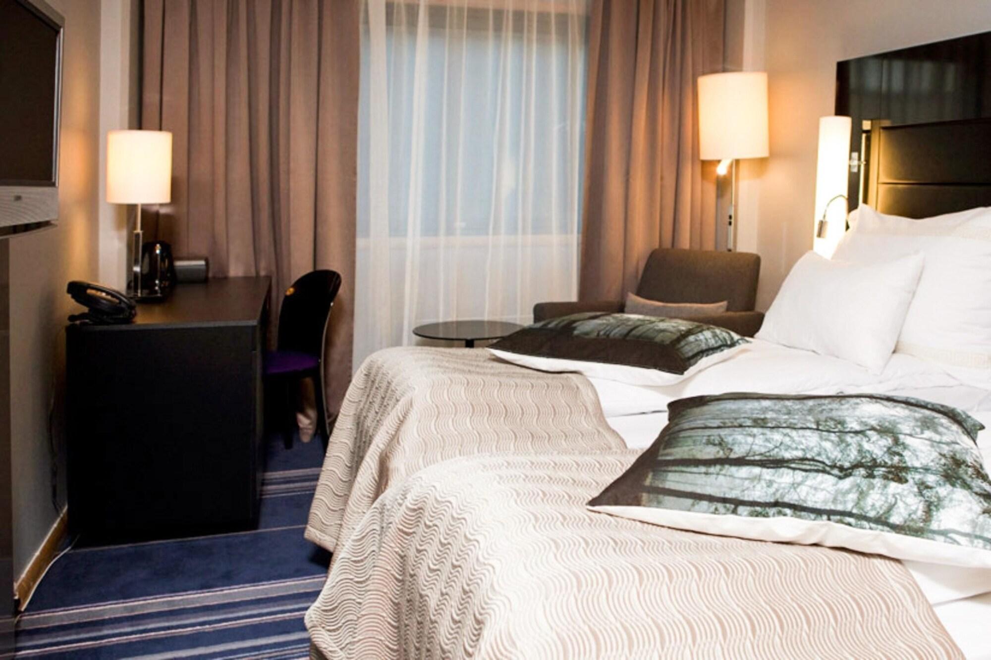 Clarion Hotel