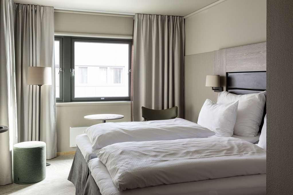 Clarion Hotel