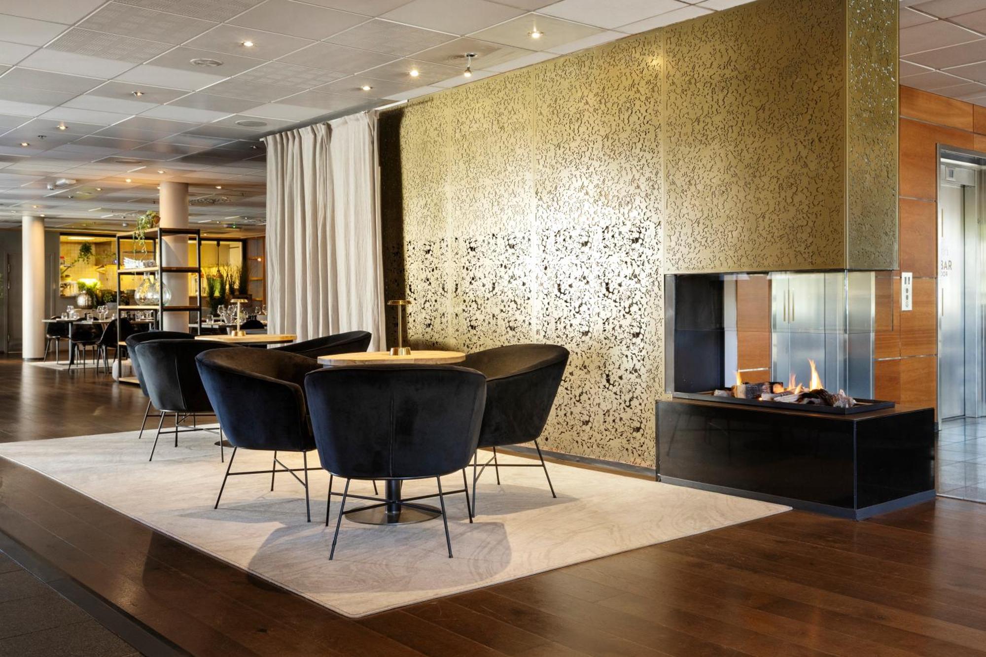 Clarion Hotel